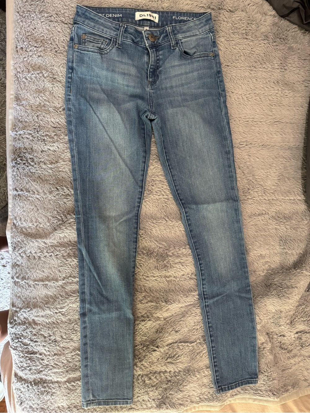 DL1961 Florence Jeans in light blue denim
